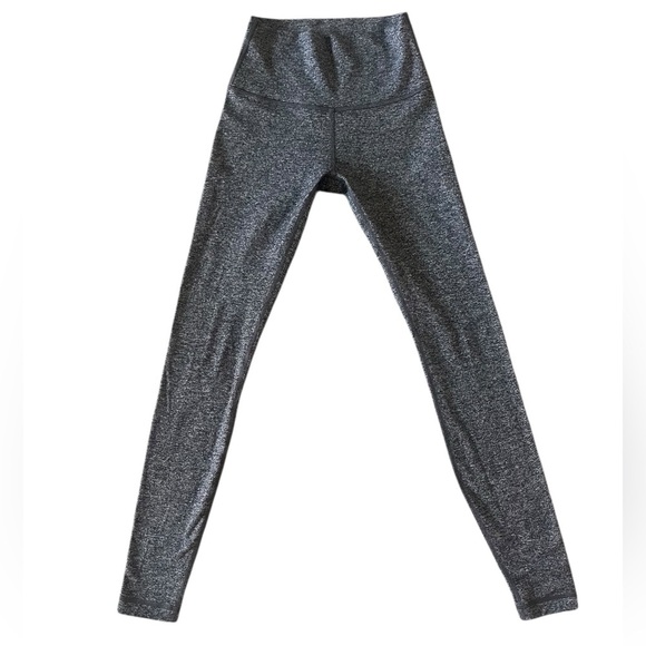Lululemon Wunder Under High-Rise Tight 28"
Heathered Black Size 4 - Picture 6 of 6